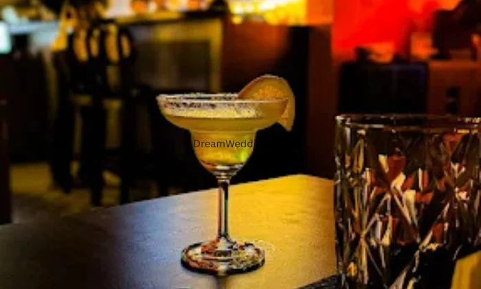 Papas The Kitchen And Bar